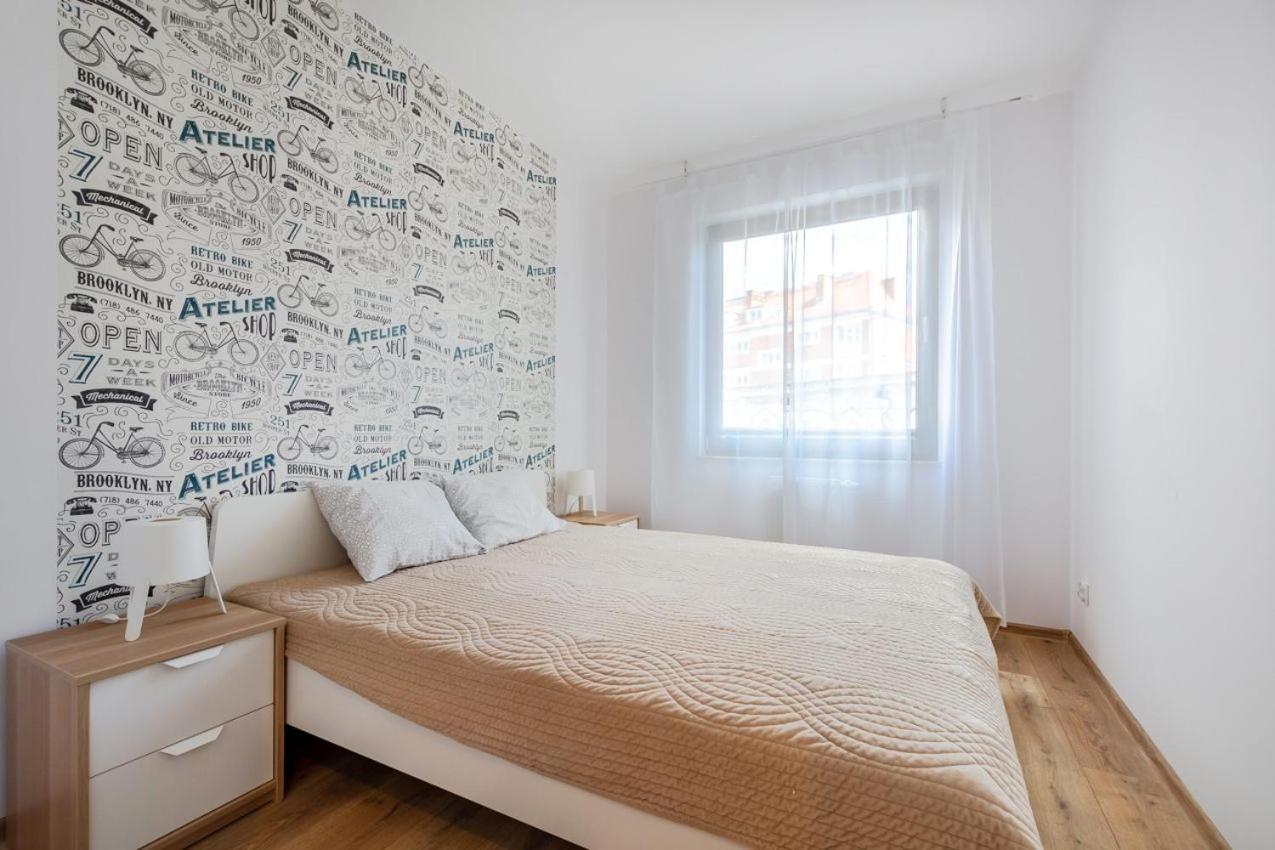 Apartament Loft Style Starowka Gdansk Bagian luar foto